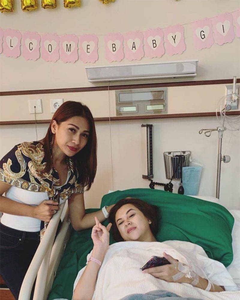 Instagram.com/aurakasih   