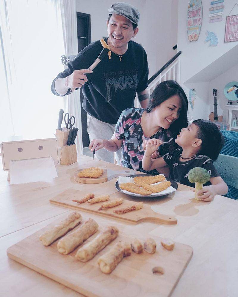 Instagram/mrssharena