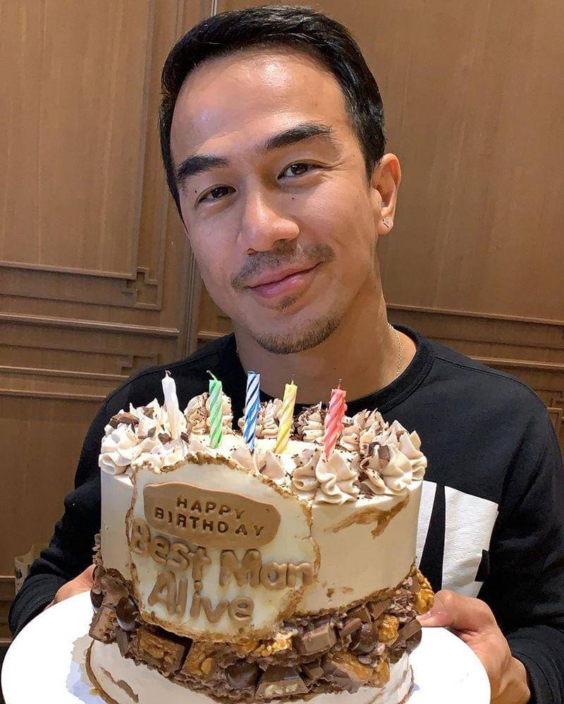 Instagram/julietaslim