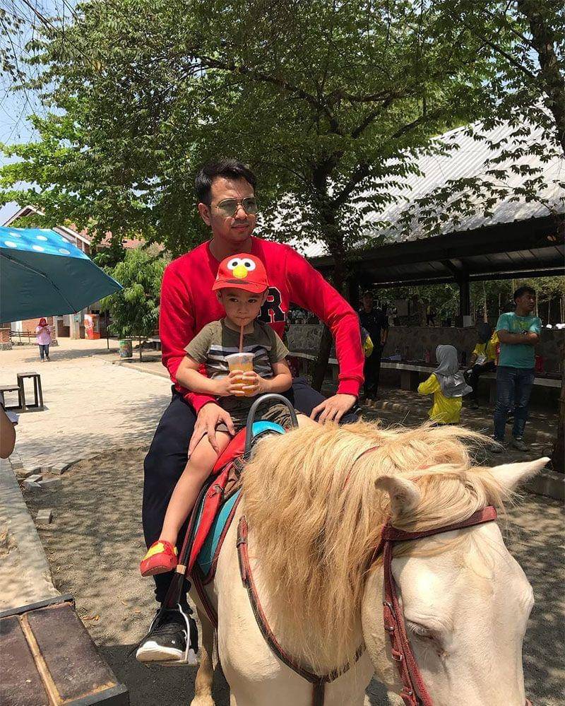 Instagram.com/merryraffiahmad