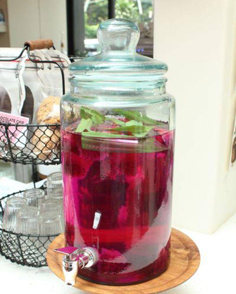 Pergikuliner/Komentator Isenk