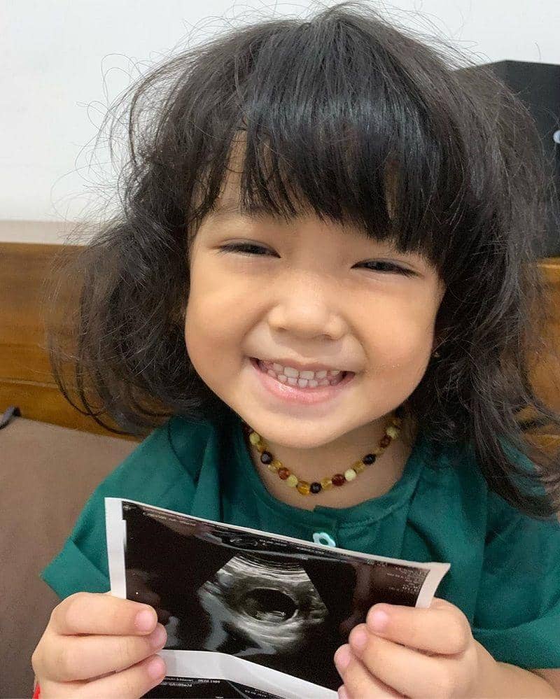 Instagram.com/tantrisyailindri