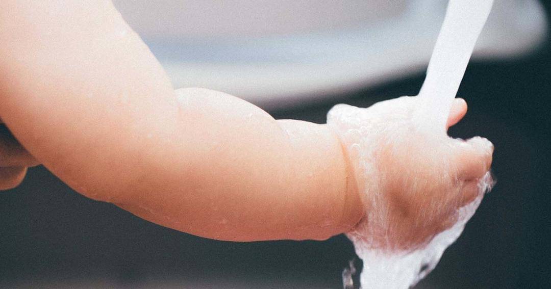 Pexels/Andres Caparro