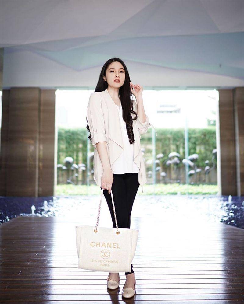 Instagram.com/sandradewi88