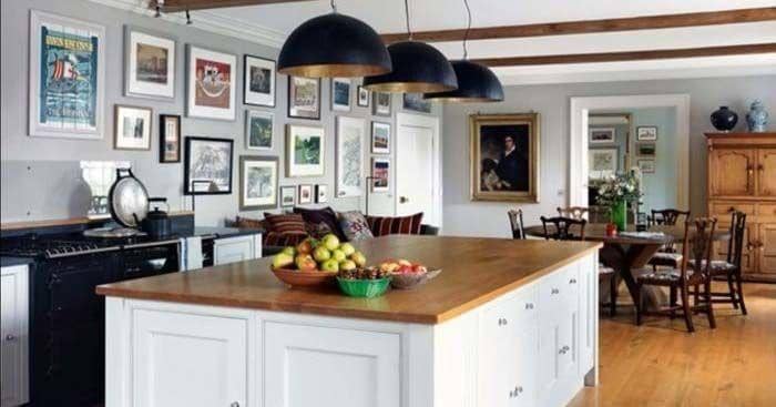 youtube.com/entertainmentchanel10