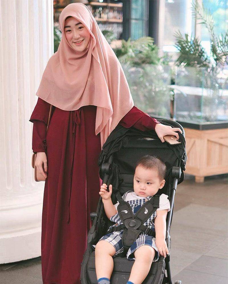 Instagram.com/larissachou