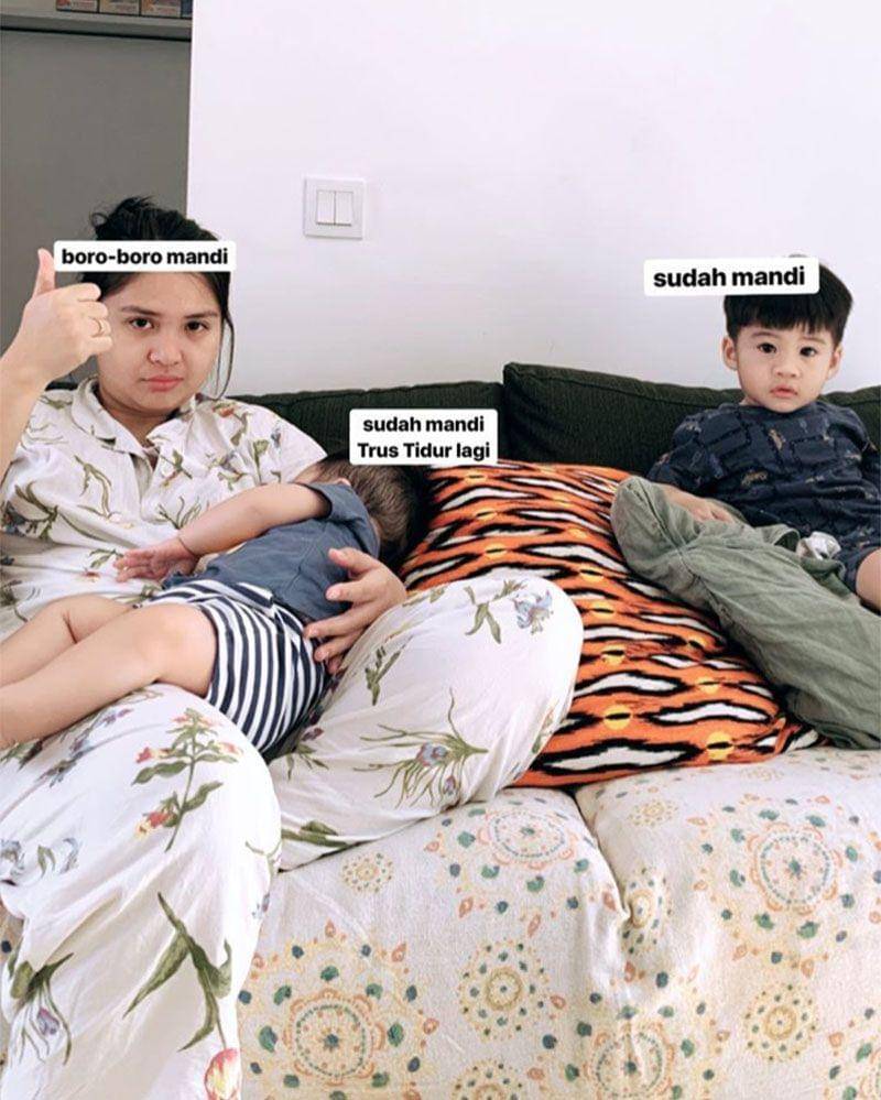 Instagram.com/putrititian 