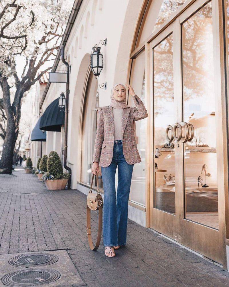 Instagram.com/withloveleena