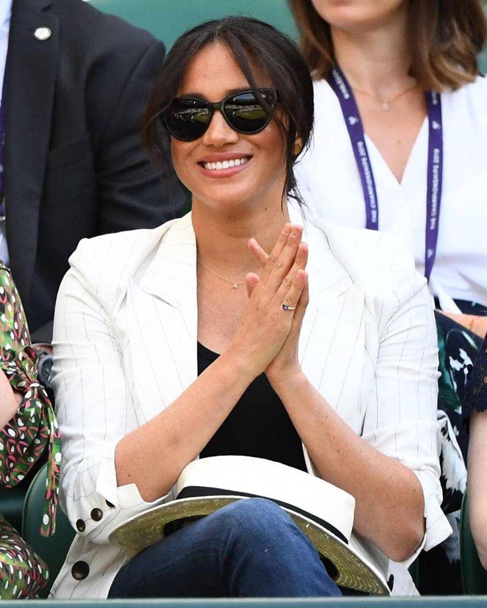 Instagram.com/royal.addicted