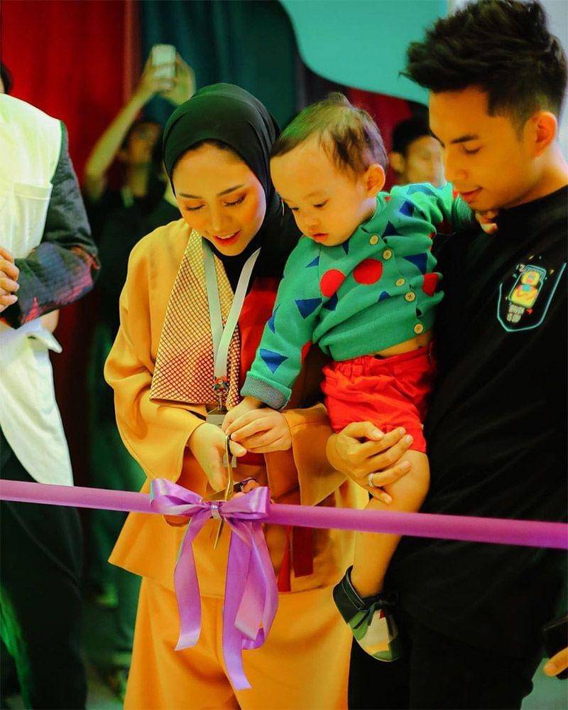 Instagram.com/rachelvennya