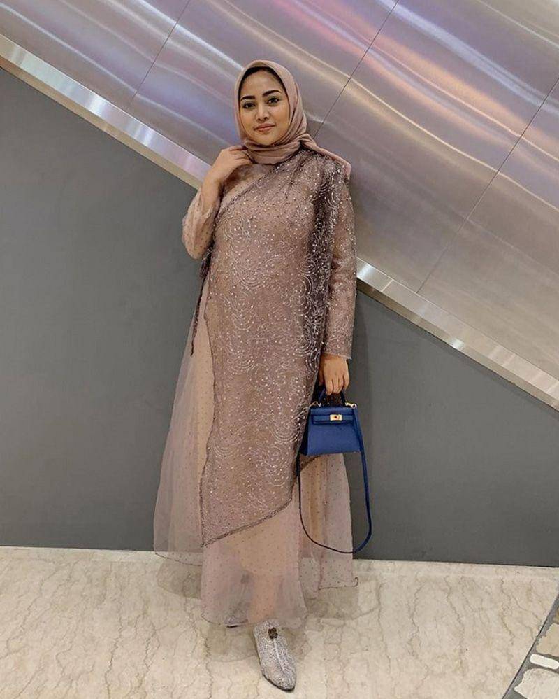 Instagram.com/rachelvennya