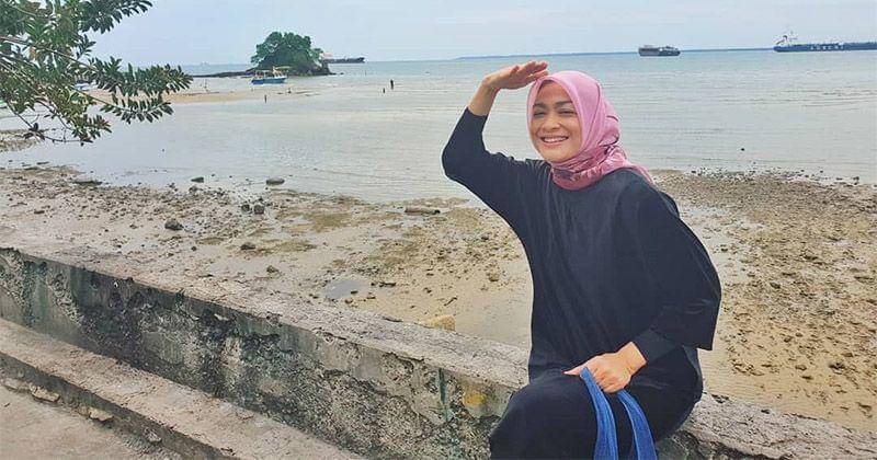 Instagram.com/hughes.dewi