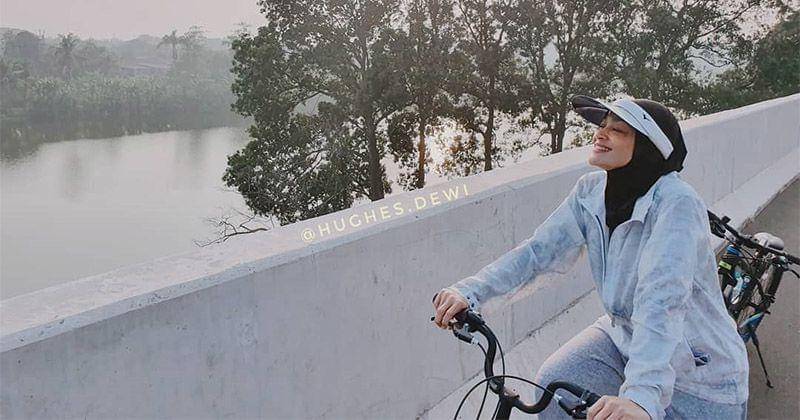 Instagram.com/hughes.dewi