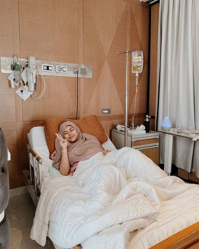 Instagram.com/rachelvennya