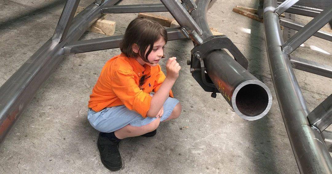 instagram.com/ laurent_simons