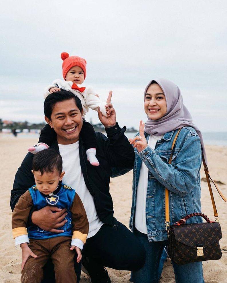 Instagram.com/Ninazatulini22