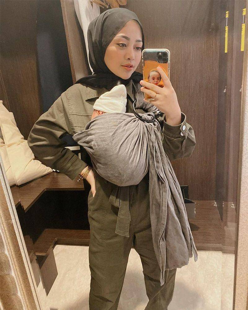 Instagram.com/rachelvennya