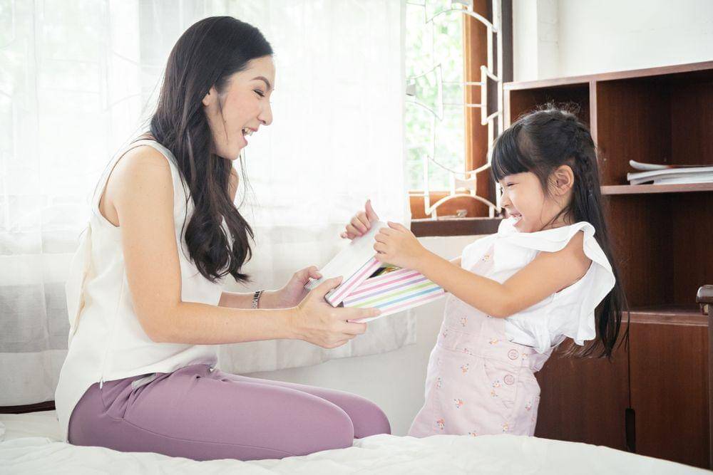 Shutterstock/littlekop