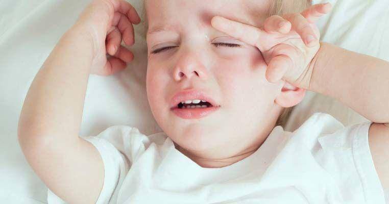 amotherfarfromhome.com