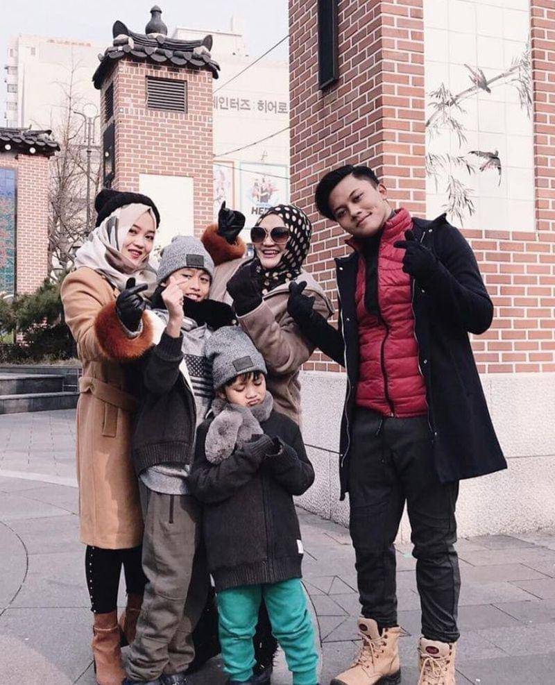 Instagram.com/Putri Delina