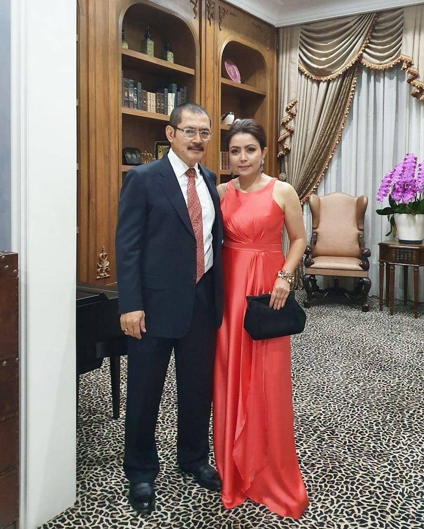 Instagram.com/Mayangsaritrihatmodjoreal