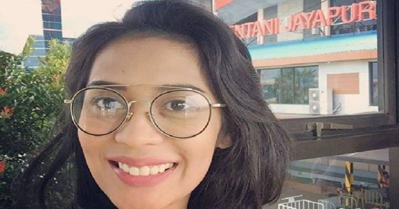 Instagram.com/karenpooroe