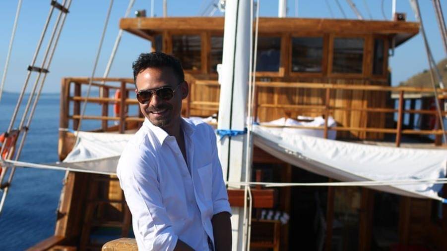 Instagram.com/ashrafsinclair