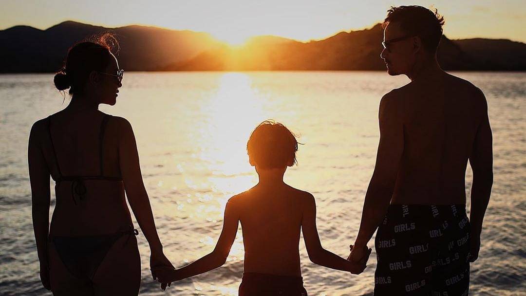 Instagram.com/ashrafsinclair