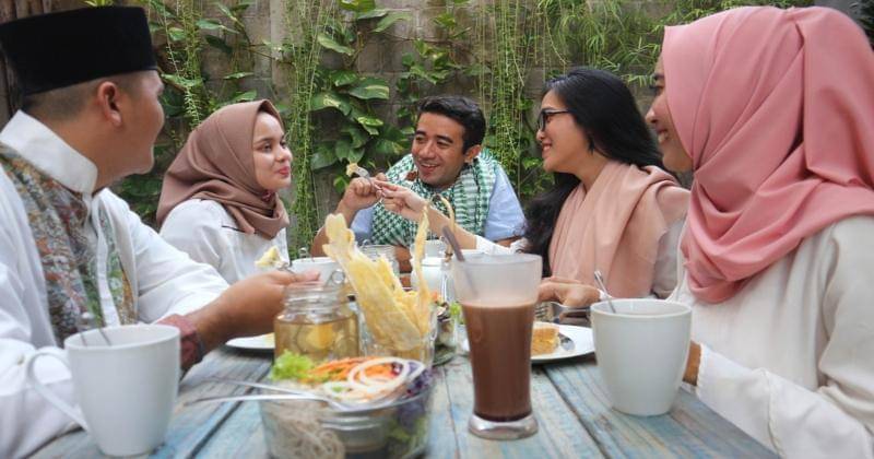 Shutterstock/SVRSLYIMAGE