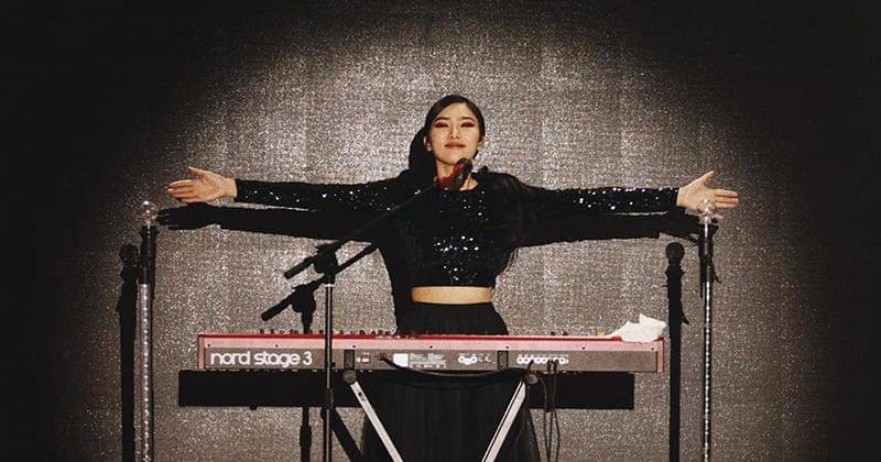 Instagram.com/isyanasarasvati