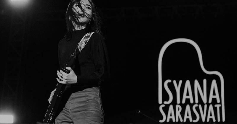 Instagram.com/isyanasarasvati