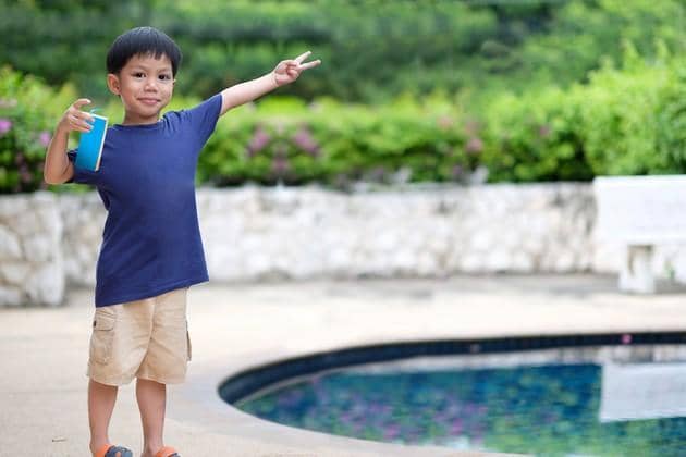 Shutterstock/ISSARET YATSOMBOON