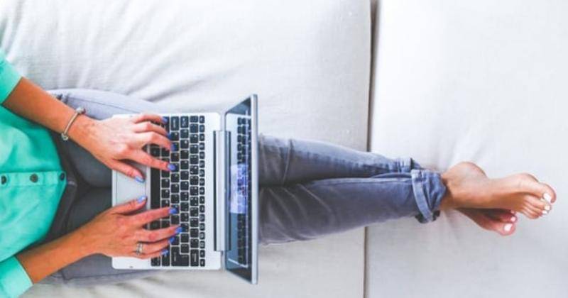 Pexels/Kaboompic.com