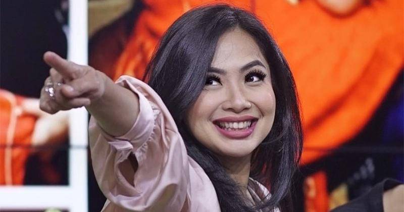 Instagram.com/fenirose