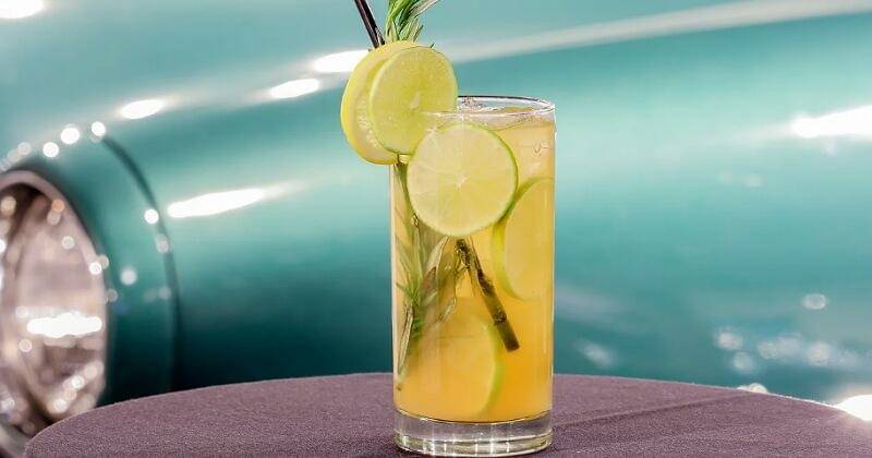 Pixabay/SocialButterflyMMG