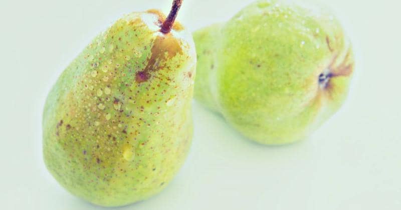 Segarnya Buah Pir Bisa Bikin Hari Kamu Bebas Jerawat!
