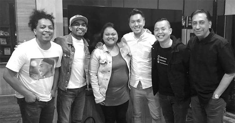 Instagram.com/ernestprakasa 