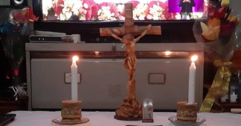 Popmama/Rogasiana Anggoro