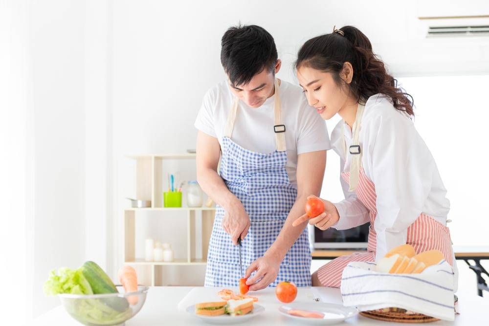 Shutterstock/Akkalak Aiempradit