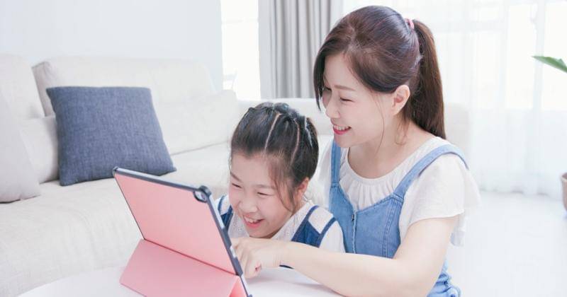 Shutterstock/Aslysun