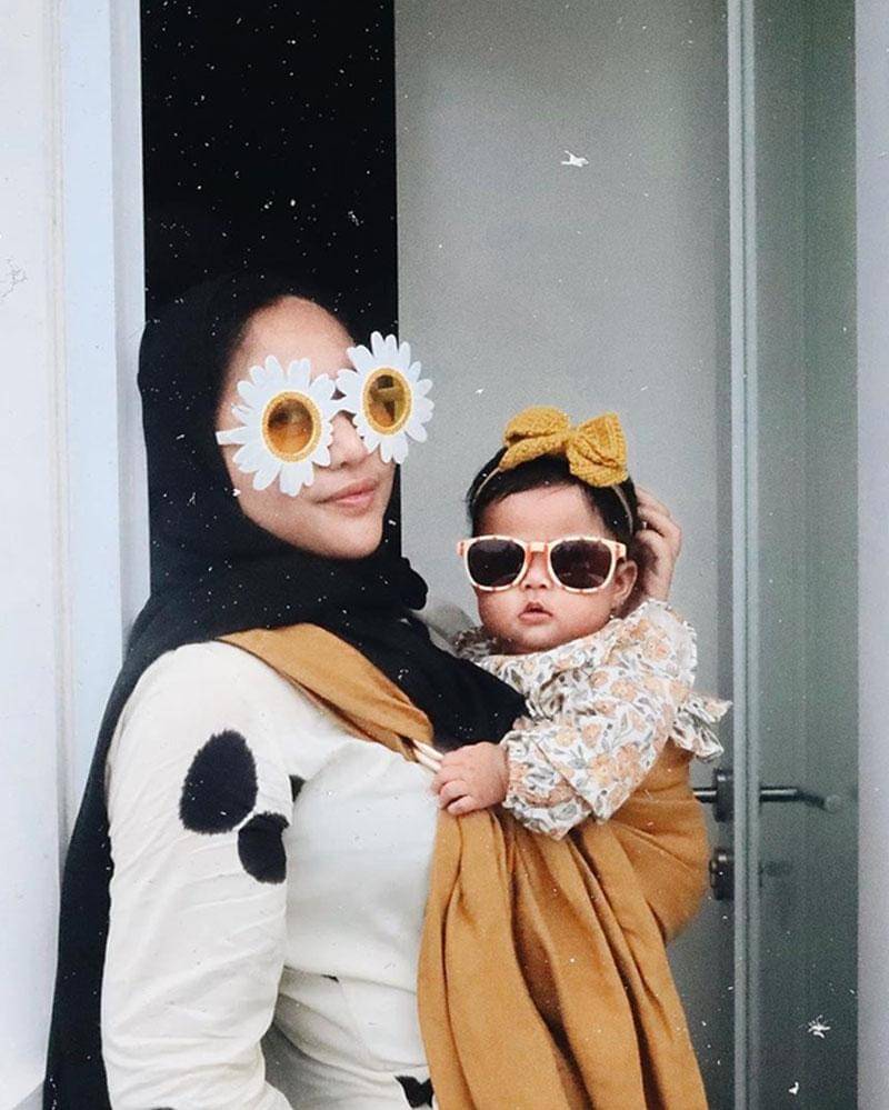 Instagram.com/rachelvennya