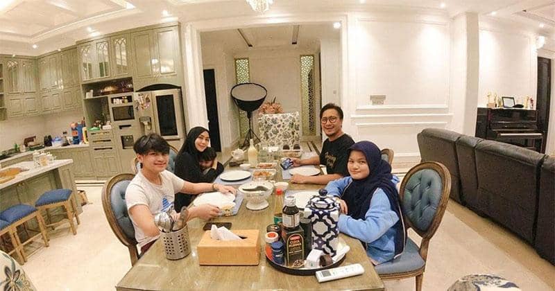 Instagram.com/ariekuntung 