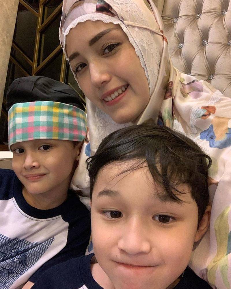 Instagram.com/adeliapasha