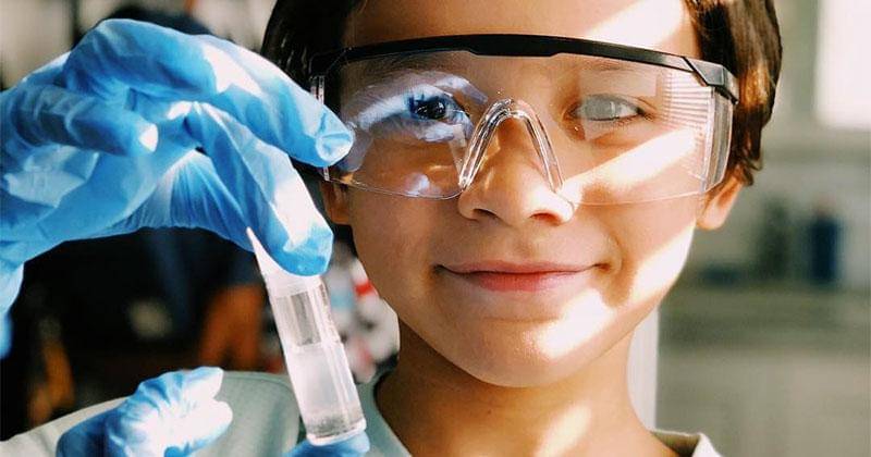 Instagram.com/ashrafsinclair