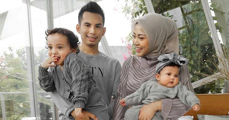 Instagram.com/rachelvennya     