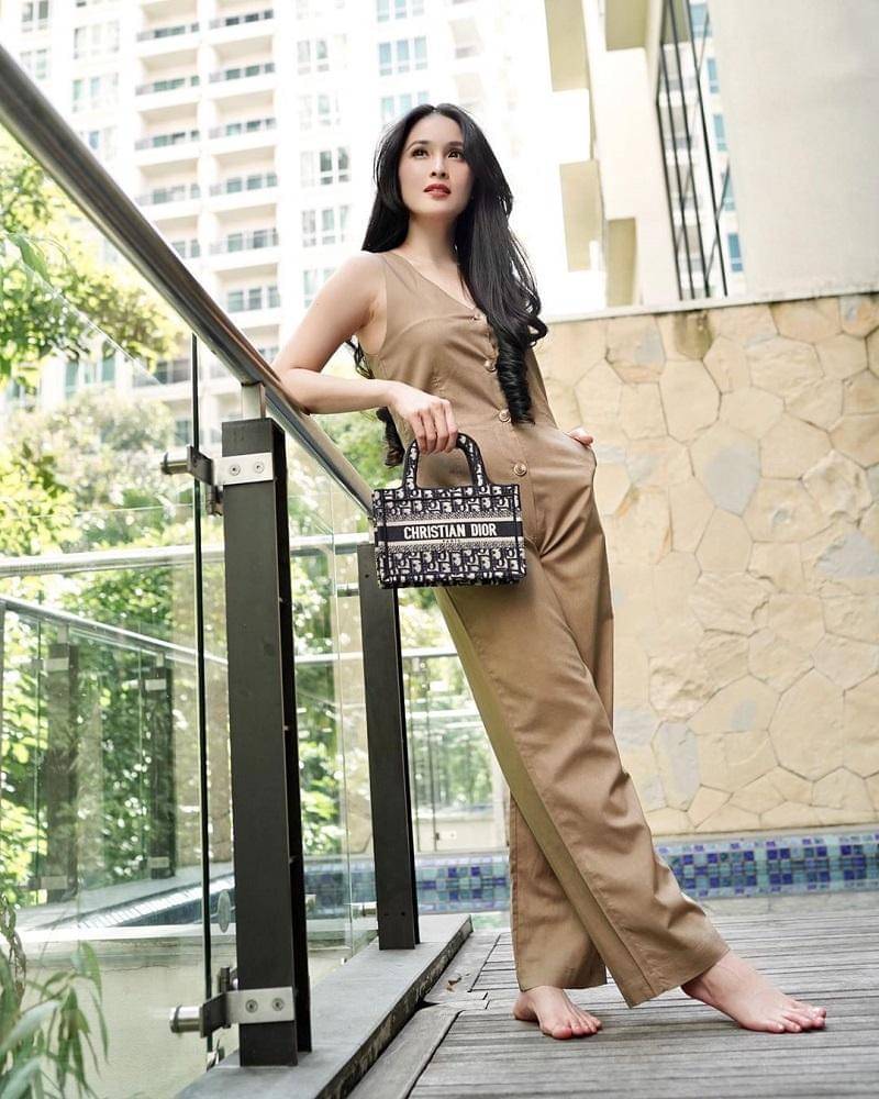 Instagram.com/sandradewi88