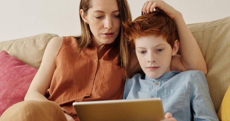 Pexels/Julia M Cameron