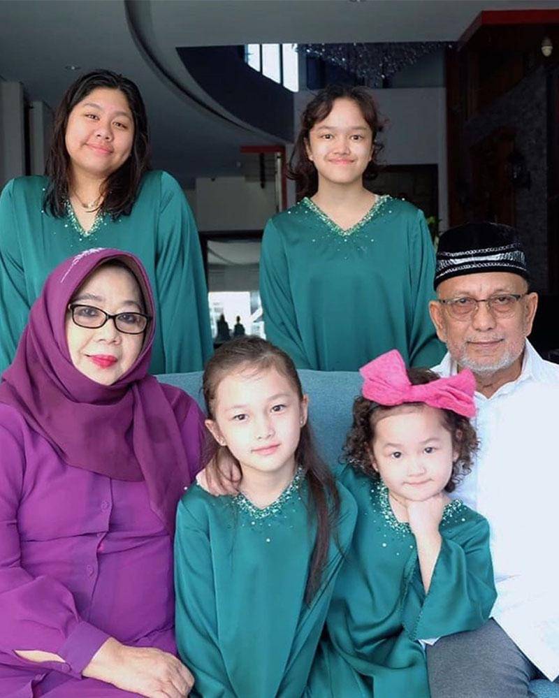 Instagram.com/ussypratama