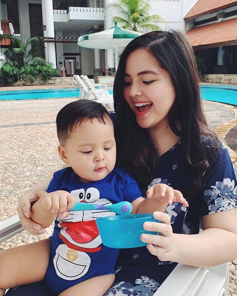 Instagram.com/tasyakamila