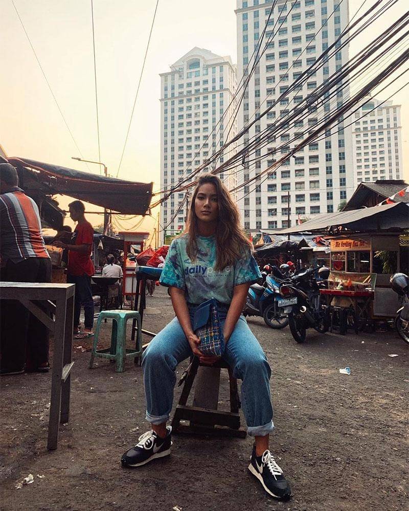 Instagram.com/tarabasro 